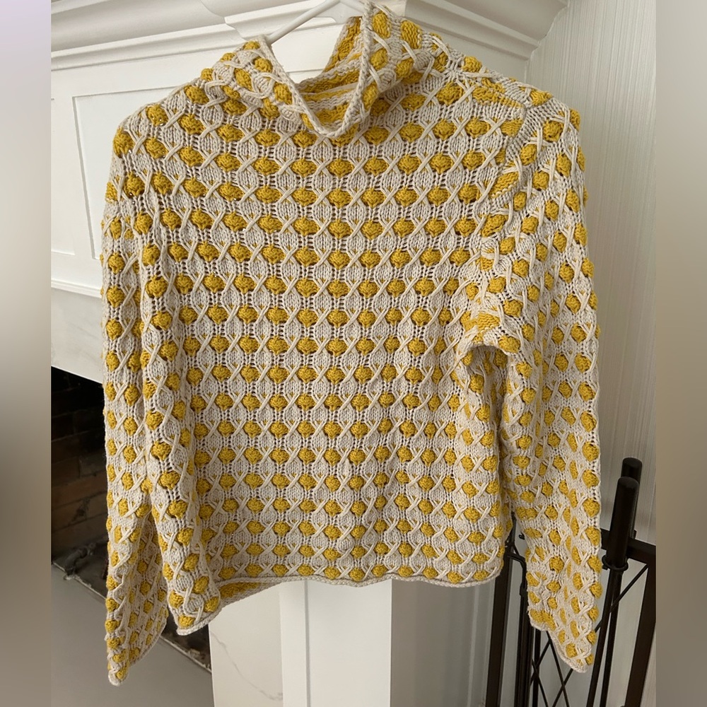 ANTHROPOLOGIE Chunky Honeycomb Knit Sweater in Yellow and Cream